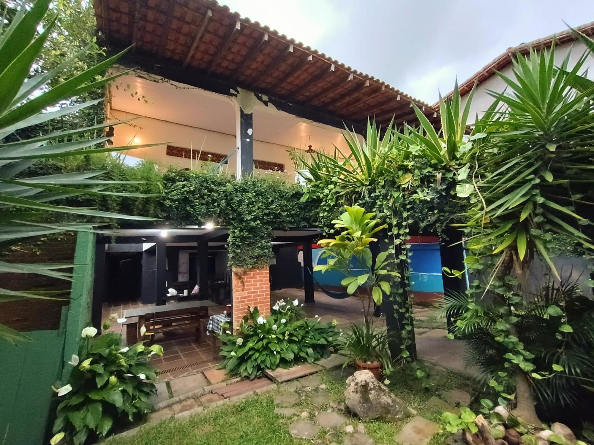 Enseada Suites Гуаружа Экстерьер фото